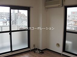 阪急神戸本線 塚口駅 徒歩7分の賃貸マンション 2階1Kのリビング/ダイニング