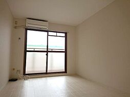 阪急神戸本線 武庫之荘駅 徒歩9分の賃貸マンション 4階ワンルームのリビング/ダイニング