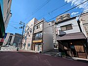 出屋敷駅より徒歩1分 3階 築55年3ヶ月の賃貸物件