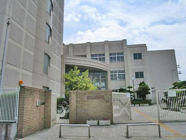 大阪市立田辺中学校