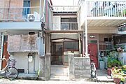 野崎駅より徒歩10分 1階 築60年の賃貸物件
