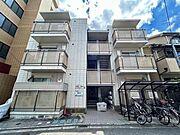 住道駅より徒歩7分 築26年 3階建の賃貸物件