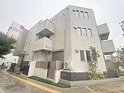 住道駅より徒歩4分 1階 築3年の賃貸物件