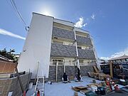 鴻池新田駅より徒歩13分 新築 3階建の賃貸物件