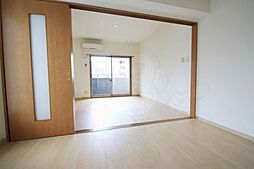 南森町プライマリーワン 8階1DKのリビング/ダイニング