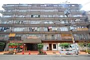 中津駅より徒歩2分 3階 築53年3ヶ月の賃貸物件