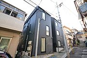 不動前駅より徒歩5分 築15年11ヶ月 3階建の賃貸物件