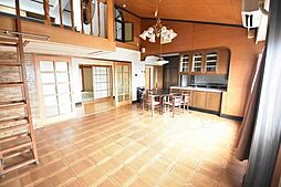 エスポアール春日2 3階4LDKのリビング/ダイニング