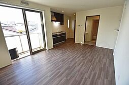 近鉄大阪線 長瀬駅 徒歩6分の賃貸アパート 1階1LDKのリビング/ダイニング
