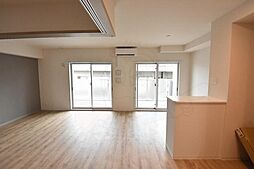 近鉄難波線 布施駅 徒歩3分の賃貸マンション 11階2LDKのリビング/ダイニング