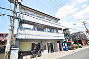 長瀬駅より徒歩14分 3階 築36年9ヶ月の賃貸物件