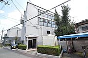 長瀬駅より徒歩6分 4階 築37年5ヶ月の賃貸物件