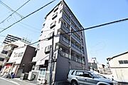 布施駅より徒歩4分 築28年7ヶ月 6階建の賃貸物件