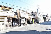 長瀬駅より徒歩11分 築24年1ヶ月 2階建の賃貸物件