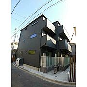 金沢文庫駅より徒歩5分 築4年8ヶ月 3階建の賃貸物件