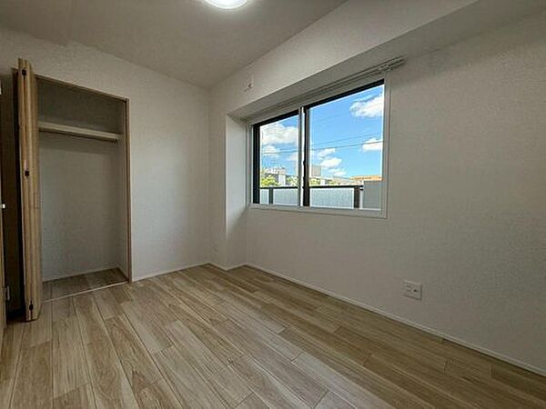 apartment 北海道札幌市東区北十七条東１７丁目2-15
地図を見る