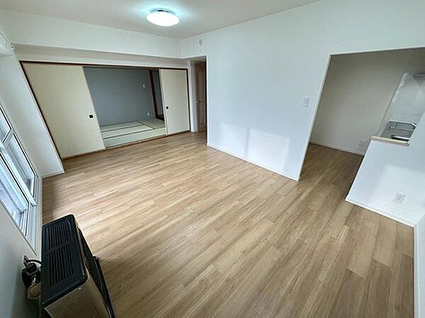 apartment 北海道札幌市東区北三十九条東１２丁目2-20
地図を見る