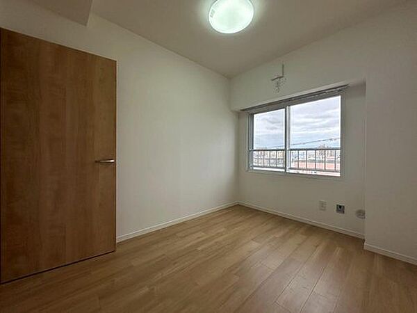apartment 北海道札幌市東区北三十九条東１２丁目2-20
地図を見る