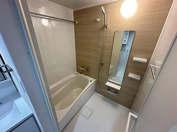 apartment 北海道札幌市東区北三十九条東１２丁目2-20
地図を見る