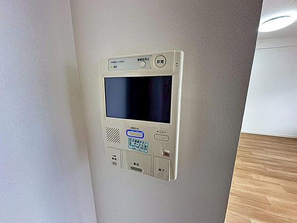 apartment 北海道札幌市東区北三十九条東１２丁目2-20
地図を見る