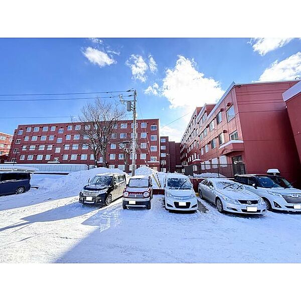 apartment 北海道札幌市豊平区平岸四条１８丁目
地図を見る