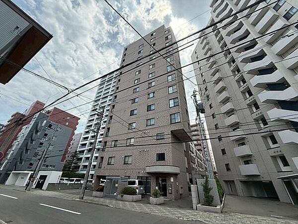 apartment 北海道札幌市北区北十一条西３丁目2番21ノール北11条2Ｆ