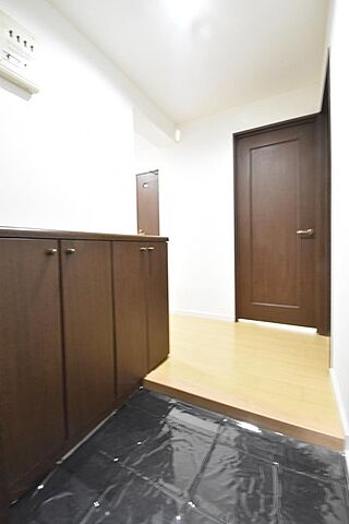 玄関 札幌市営東豊線 月寒中央駅 徒歩18分