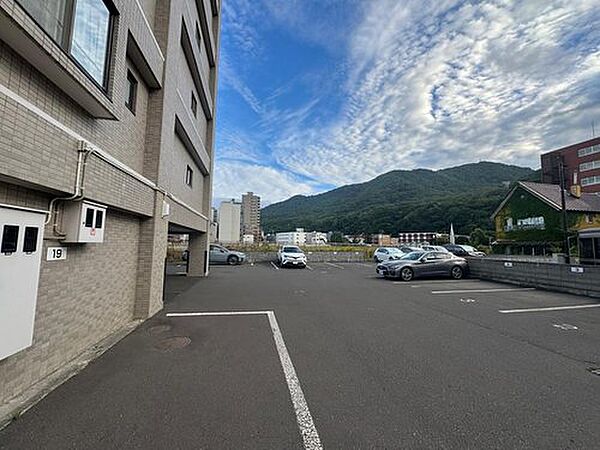 駐車場を拡大表示