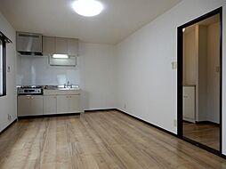 シャローム A201 2階2LDKのリビング/ダイニング