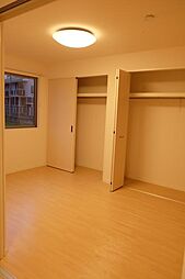 グランカーサ 103 1階1LDKの寝室