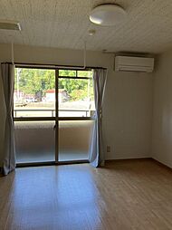 ベルメゾン 112 1階ワンルームの寝室