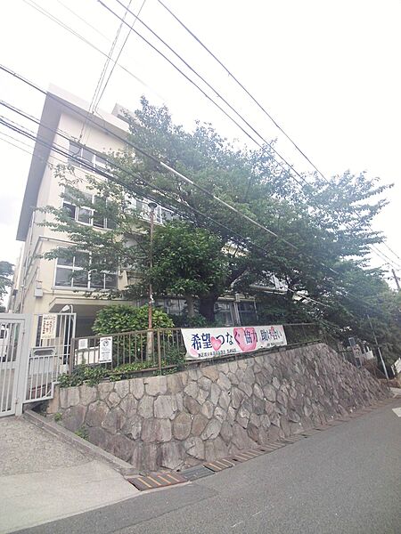 画像16:神戸市立長峰中学校