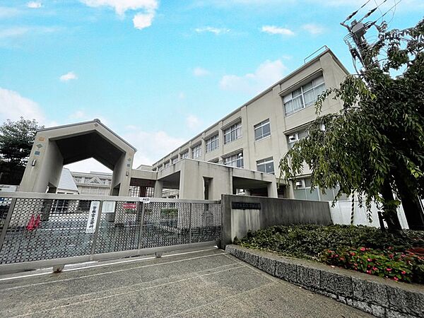 画像14:神戸市立魚崎小学校