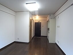 リトル六甲 103 1階ワンルームのリビング/ダイニング