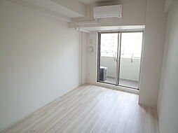 SPコート神戸(旧:レジデンス神戸bivio 404 4階1Kのリビング/ダイニング