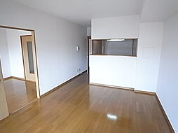 エクセレンス大越 102 1階3LDKのリビング/ダイニング