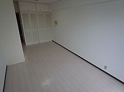 ロイヤルハイツつかしん 502 5階ワンルームのリビング/ダイニング