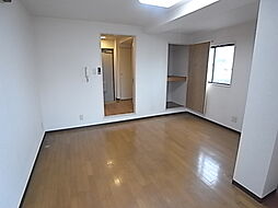 シティポートビラ 402 4階1Kのリビング/ダイニング