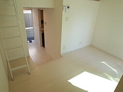 アクア東山 202 2階1Kのリビング/ダイニング