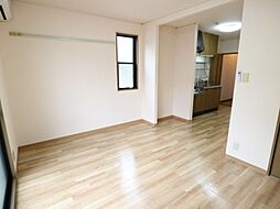 コモド　エール 101 1階1LDKのリビング/ダイニング