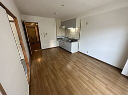 サニーサイド3 202 2階2LDKのリビング/ダイニング