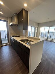 プラウド阪急塚口駅前 911 9階3SLDKのリビング/ダイニング