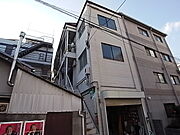 青木駅より徒歩4分 3階 築56年9ヶ月の賃貸物件