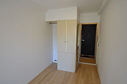 ネオダイキョー三宮 204 2階ワンルームのリビング/ダイニング