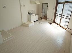 西上橘通マンションII 101 1階ワンルームのリビング/ダイニング