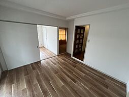 プルミエール塚口 202 2階2DKのリビング/ダイニング