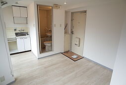 シャトー第9神戸 101 1階ワンルームのリビング/ダイニング