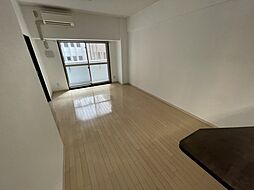 クオーレ三宮　弐番館 205 2階1LDKのリビング/ダイニング