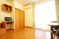 レオパレス西岡本3番館 101 1階1Kのリビング/ダイニング