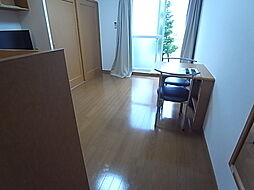 レオパレスプランドールII 105 1階1Kのリビング/ダイニング